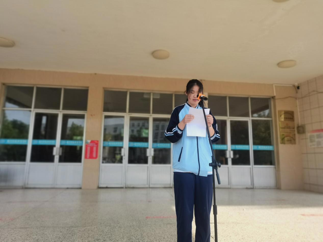节能节水——青岛兴华汽车工程学校第13周升旗仪式